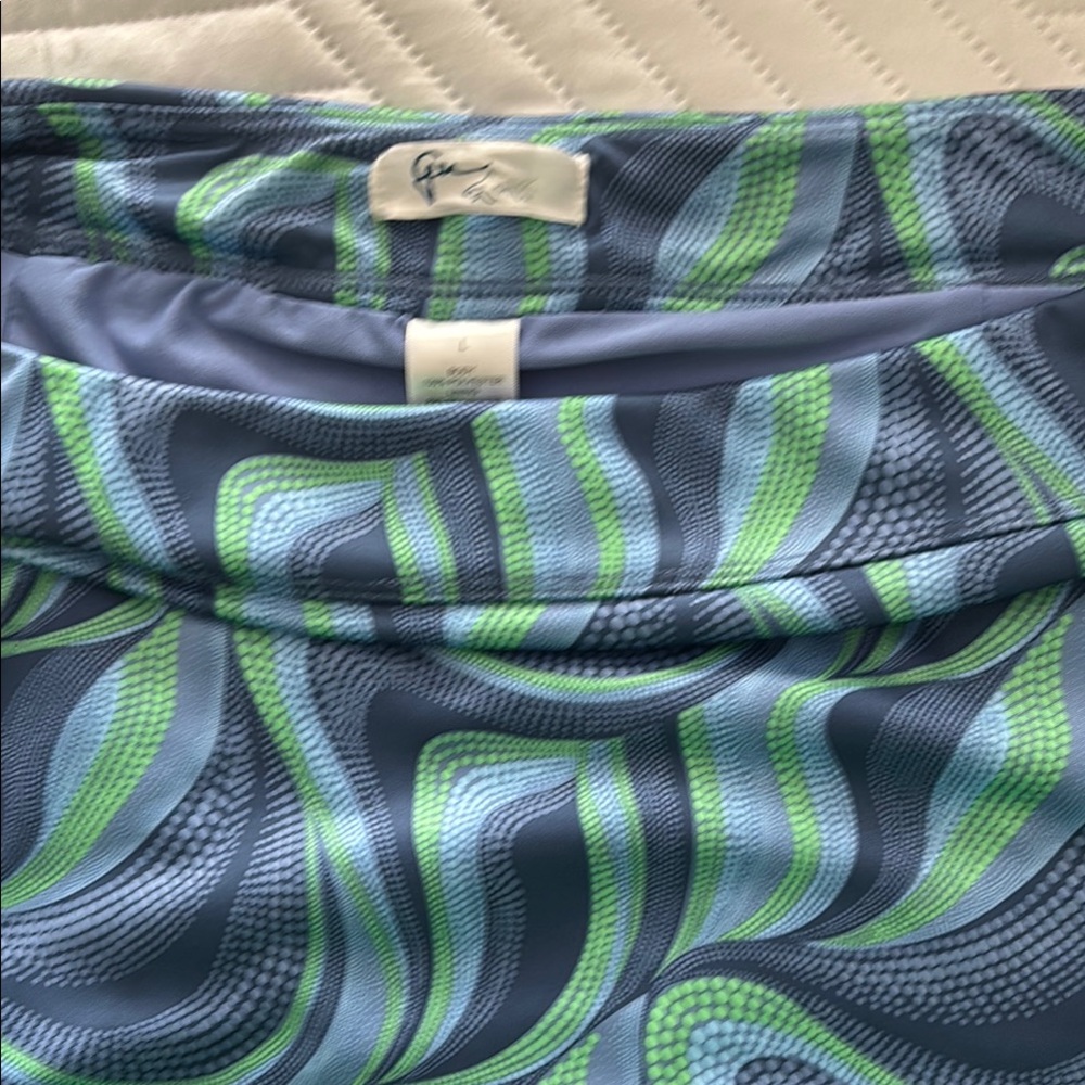Greg Norman Collection Blue and Green Wave Skort